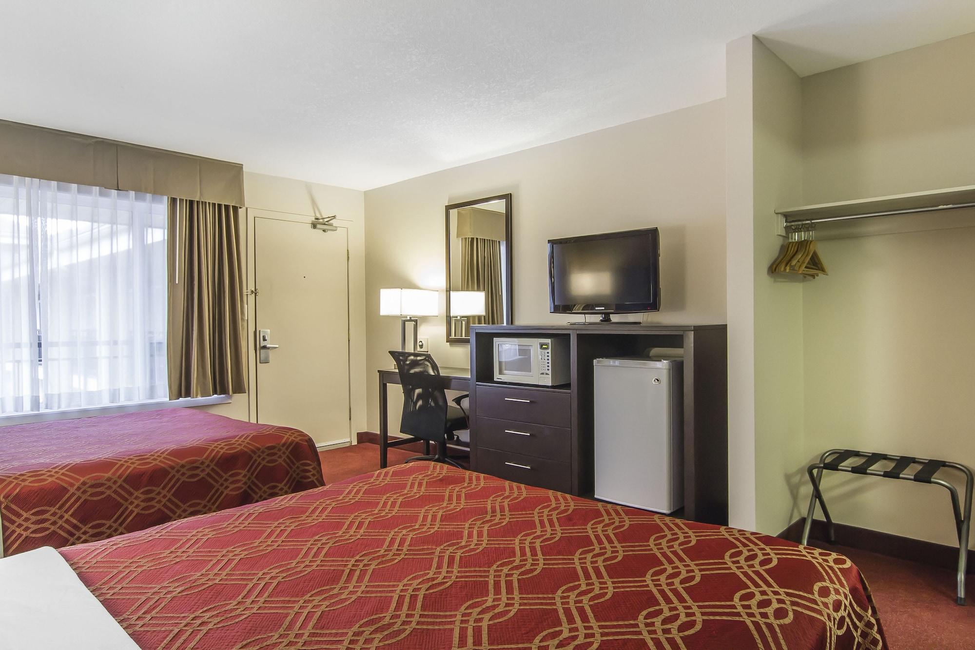 Econo & Hotel 3*