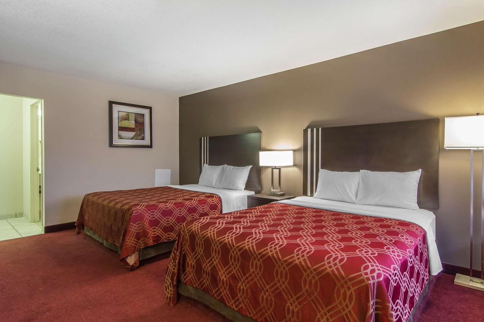 Hotel Econo &