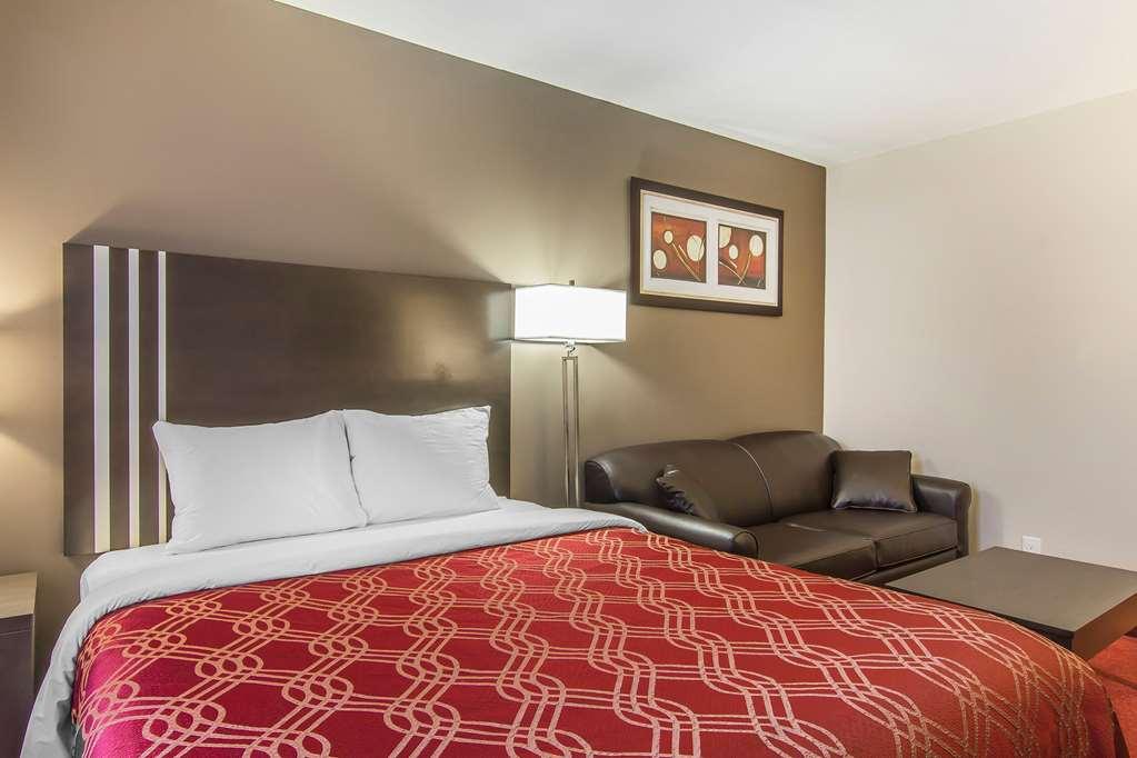 Hotel Econo & 3*